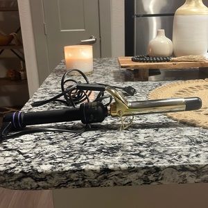 Hot Tools Curling Iron